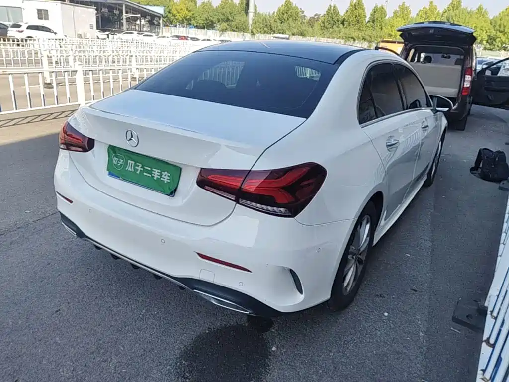 Mercedes-Benz A-Class — миниатюра 7