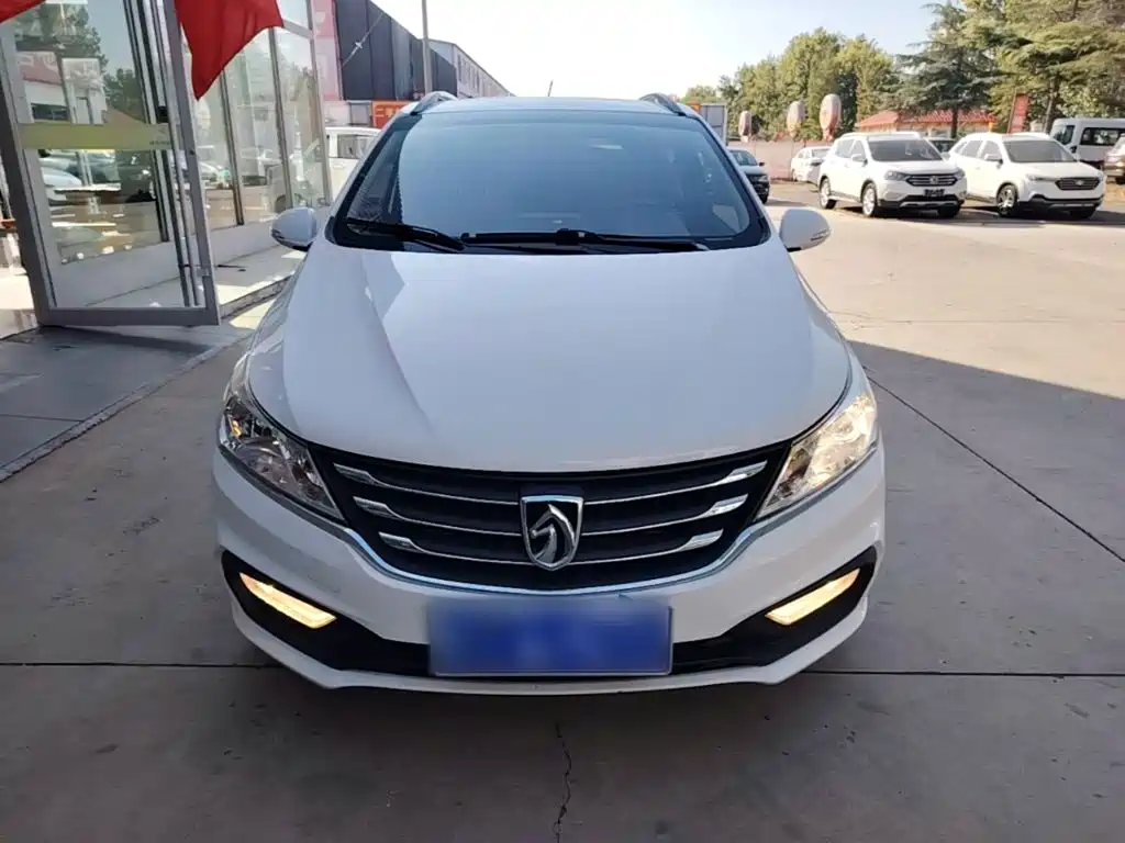 Baojun 310 — миниатюра 3