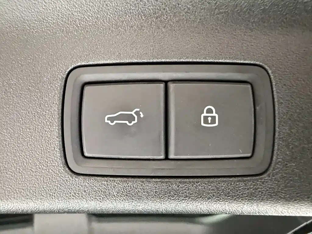 Li Auto Li L8 — миниатюра 27