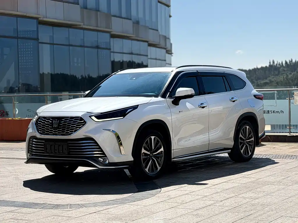 Toyota Crown Kluger