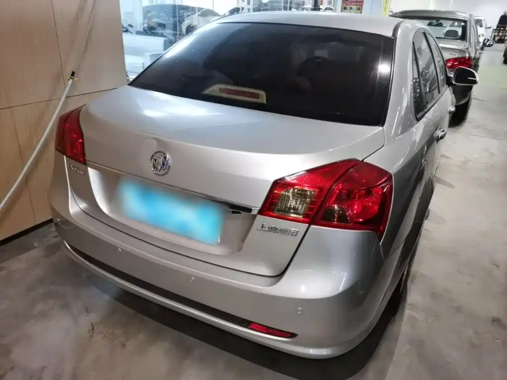 Buick Excelle — миниатюра 7