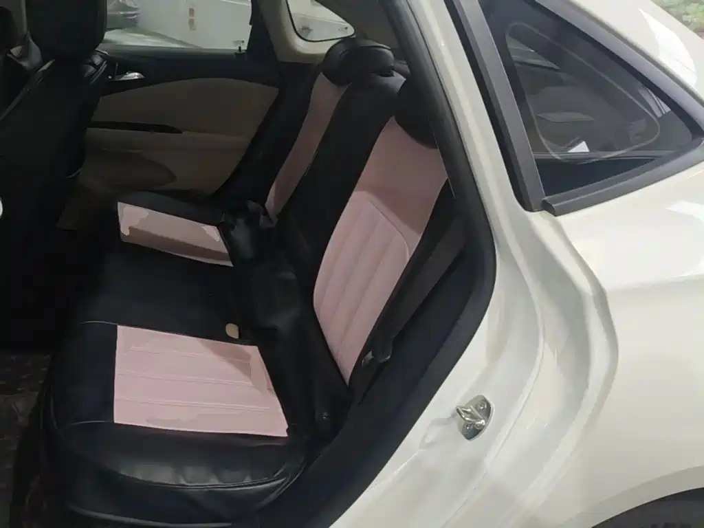 Buick Verano — миниатюра 17