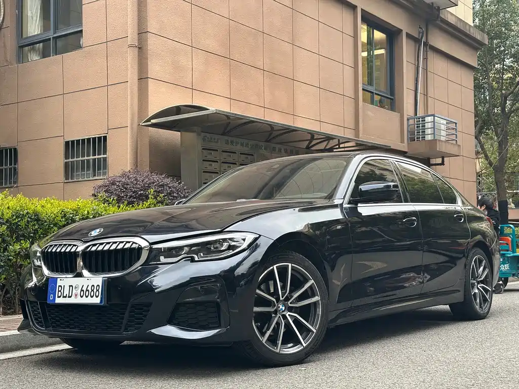 BMW 3 Series 2021