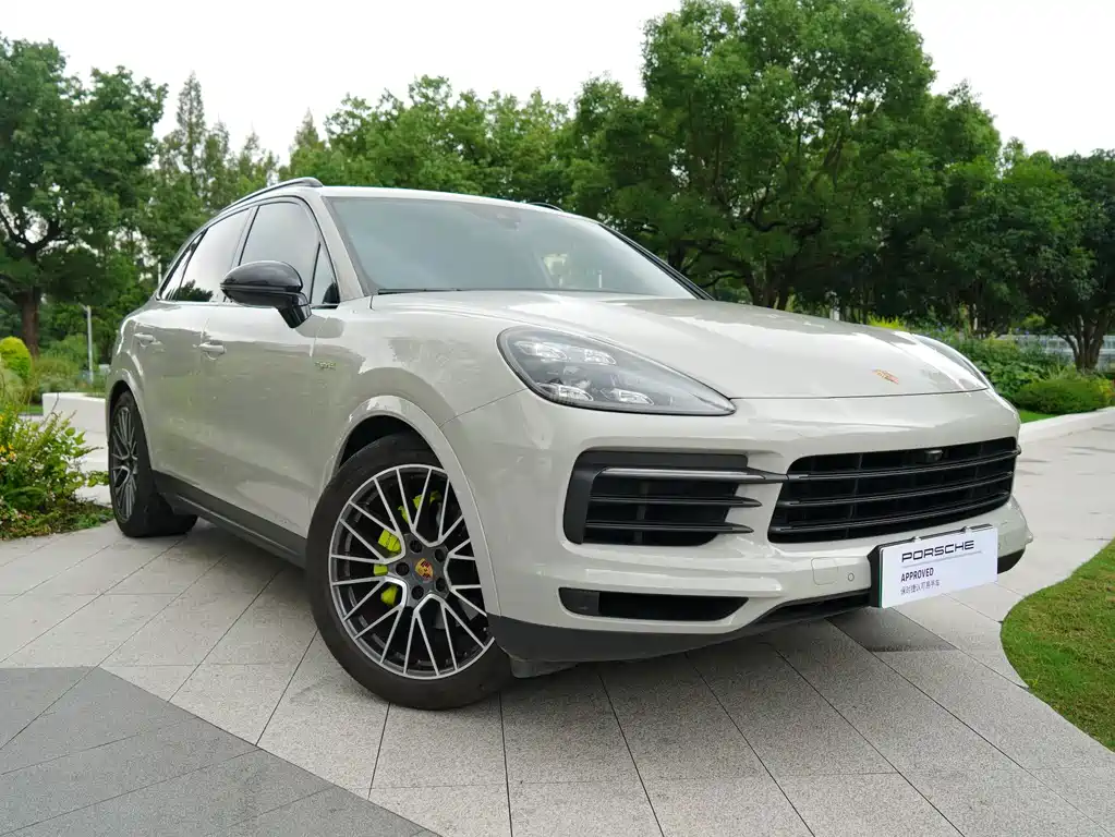 Porsche Cayenne Hybrid — миниатюра 17