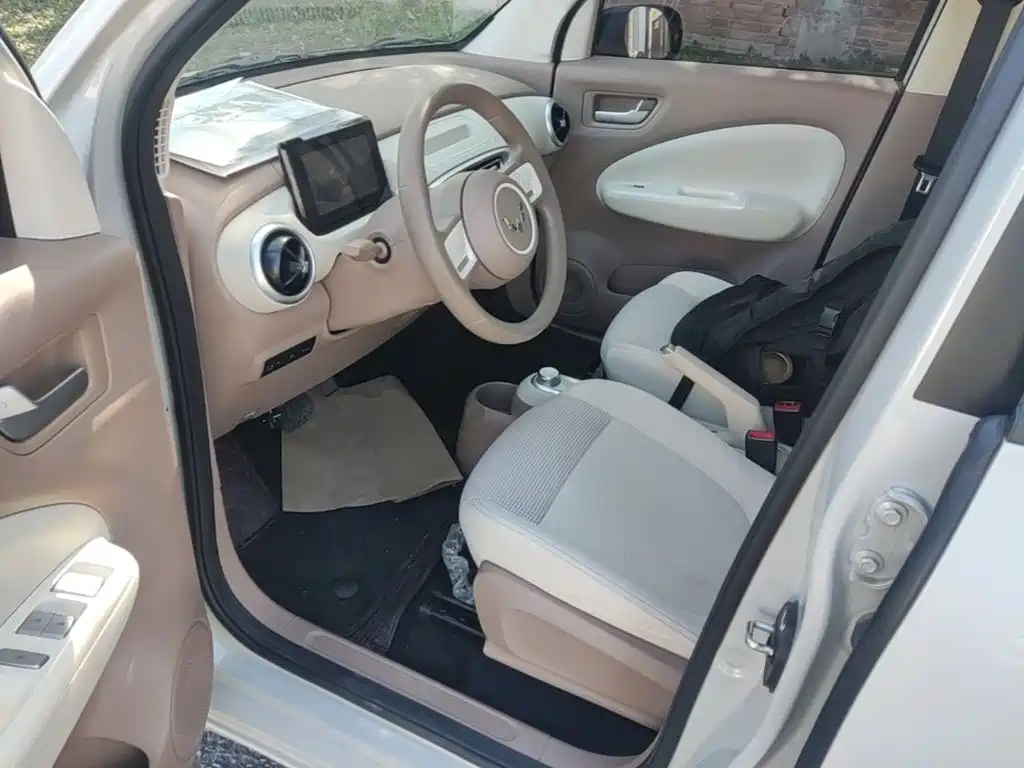 Wuling MINIEV — миниатюра 16