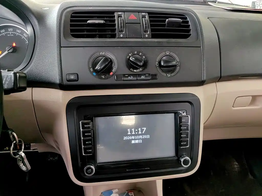 Skoda Fabia — миниатюра 13