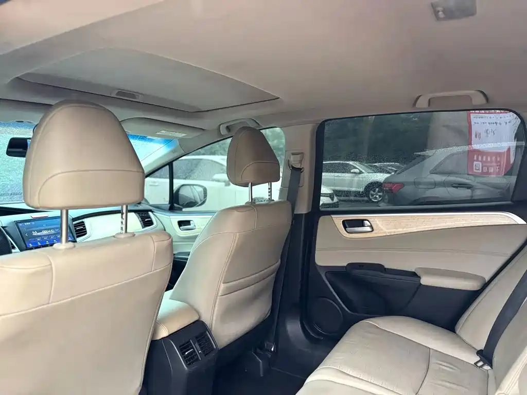 Honda Jade — миниатюра 6