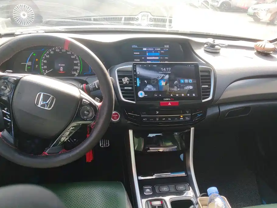 Honda Accord — миниатюра 12
