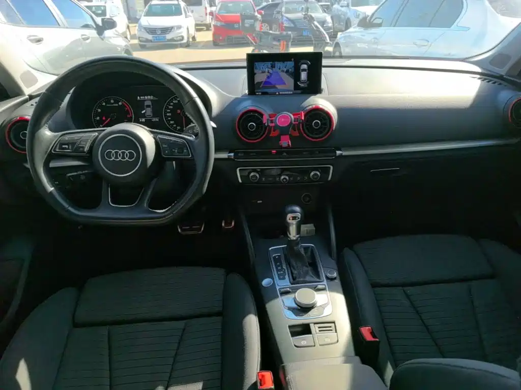 Audi A3 — миниатюра 10
