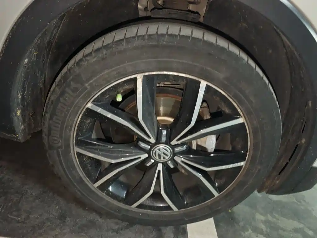 Volkswagen Tiguan L — миниатюра 8