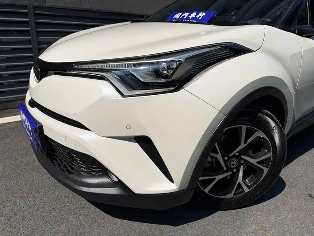 Toyota C-HR — миниатюра 3