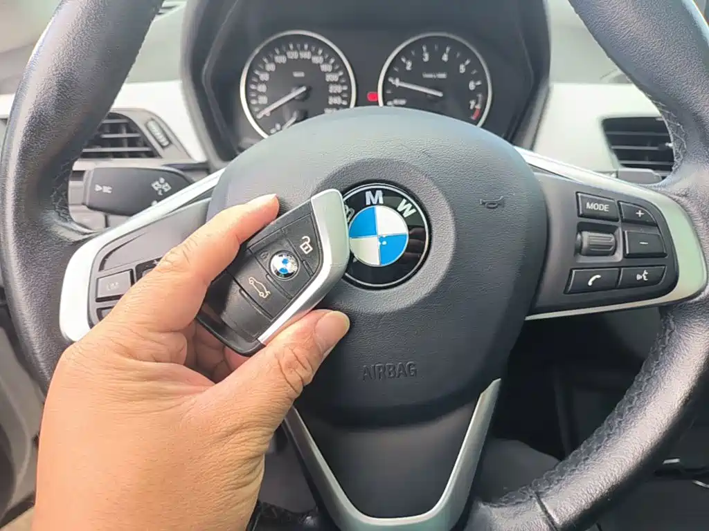 BMW X1 — миниатюра 9