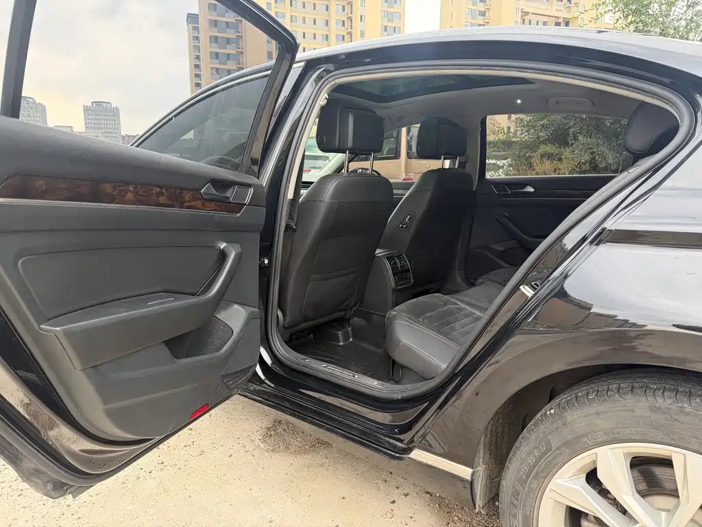 Volkswagen Magotan — миниатюра 6