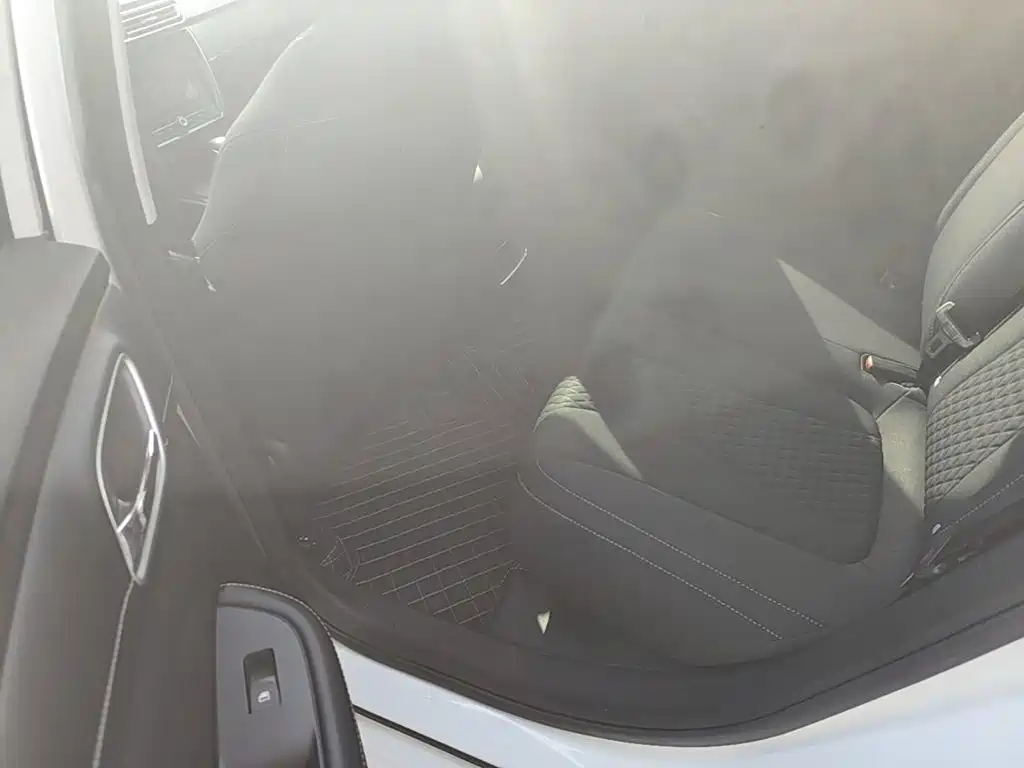 Roewe i5 — миниатюра 17