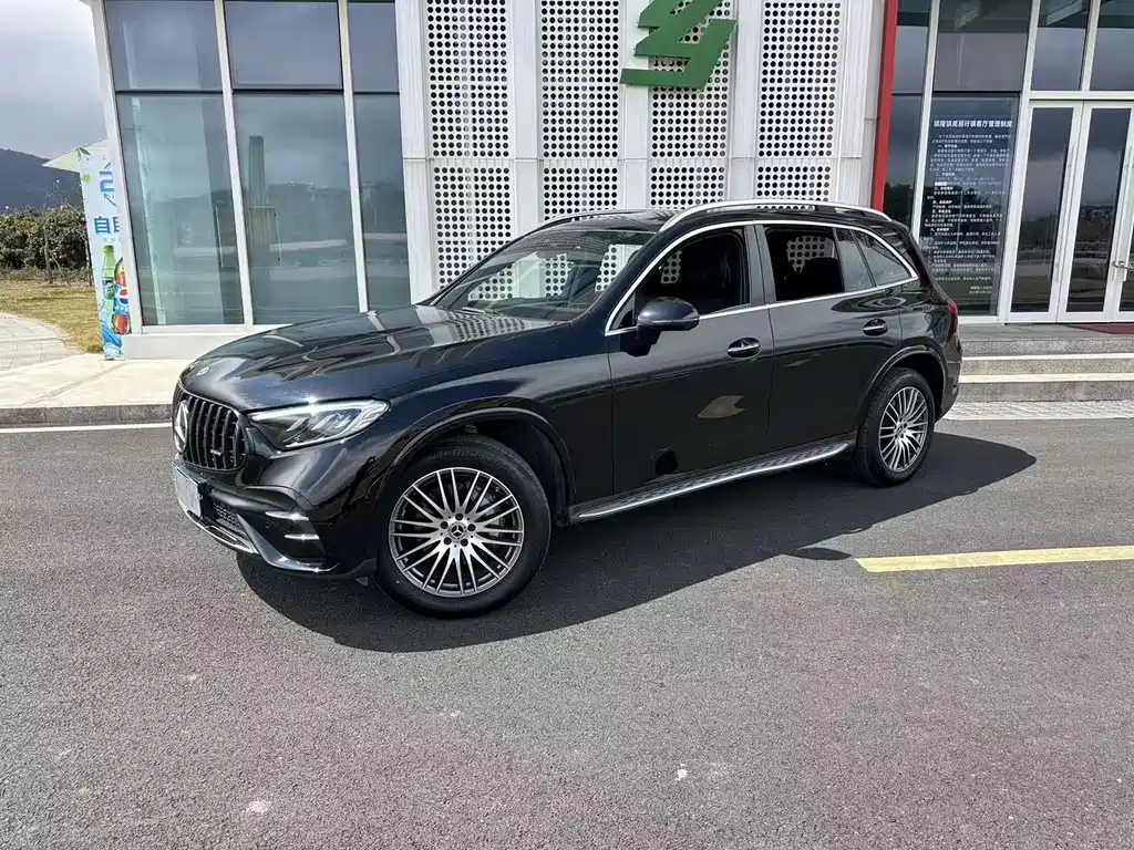 Mercedes-Benz GLC 2024