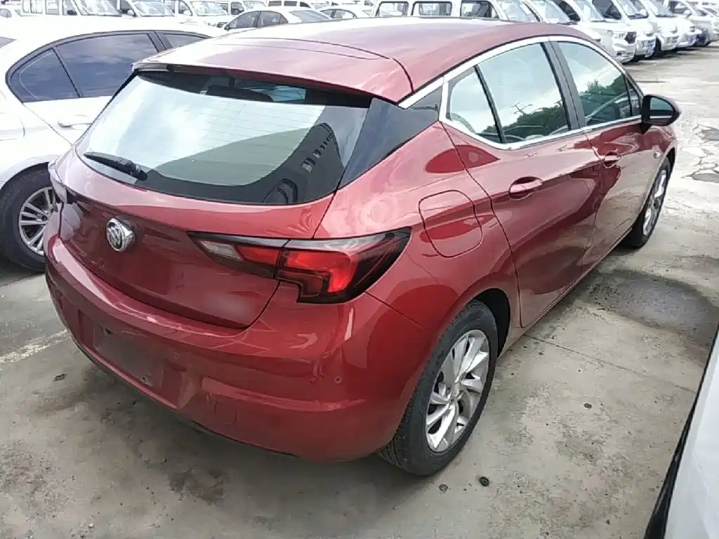 Buick Verano — миниатюра 7