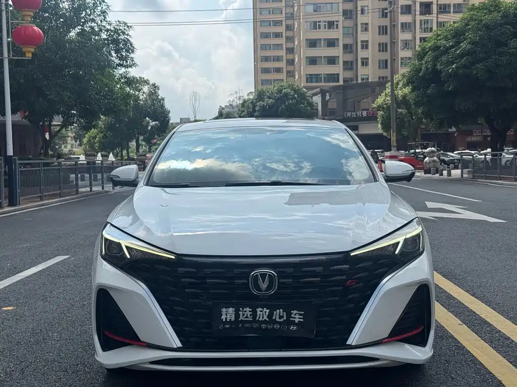 Changan Eado — миниатюра 2