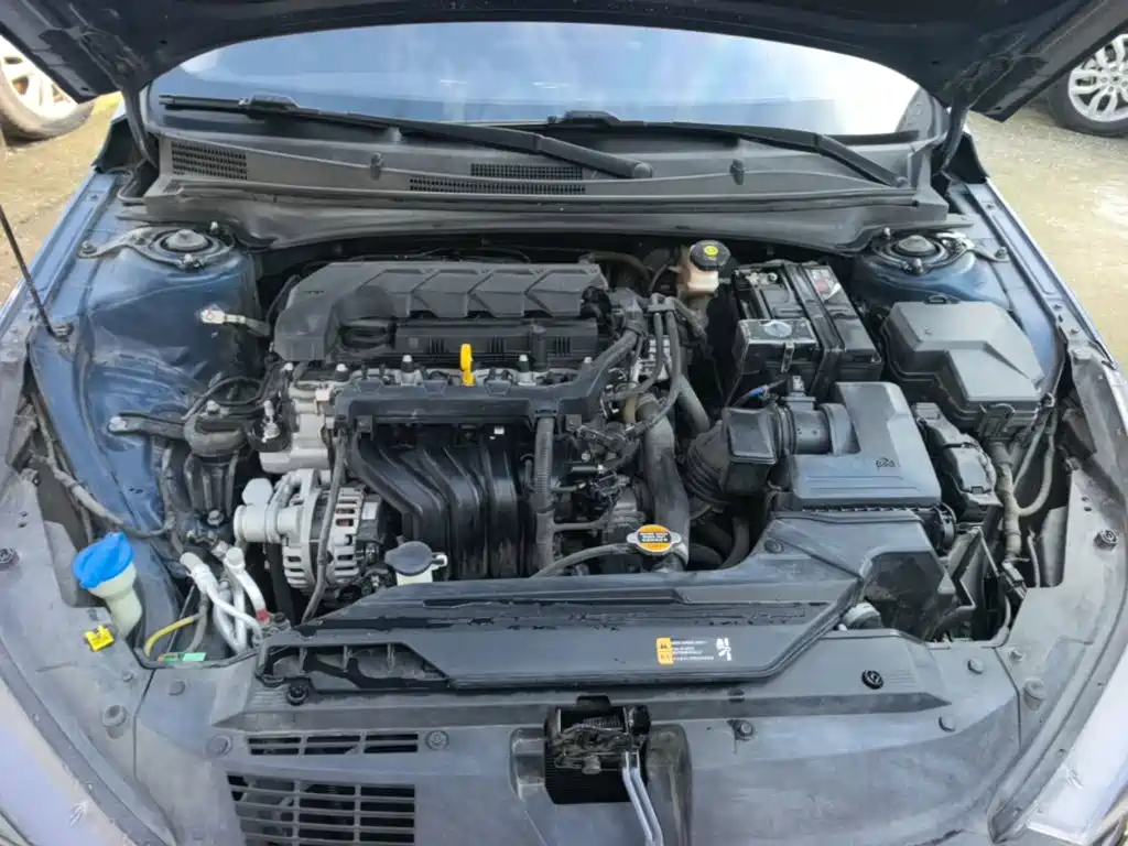 Hyundai Elantra — миниатюра 20