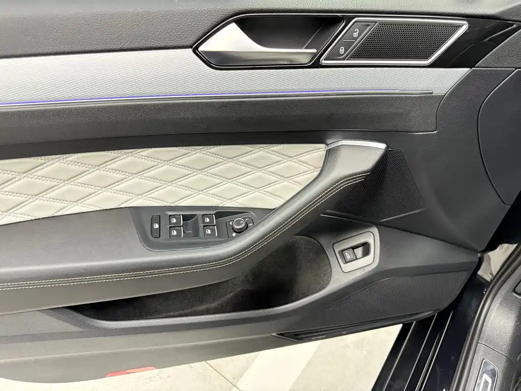 Volkswagen Magotan — миниатюра 12