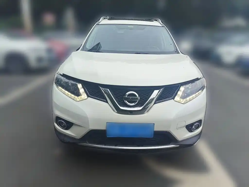 Nissan X-Trail — миниатюра 5