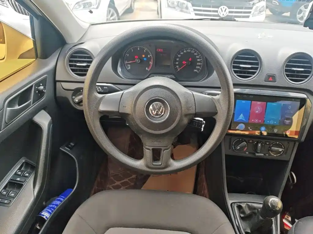 Volkswagen Jetta — миниатюра 11