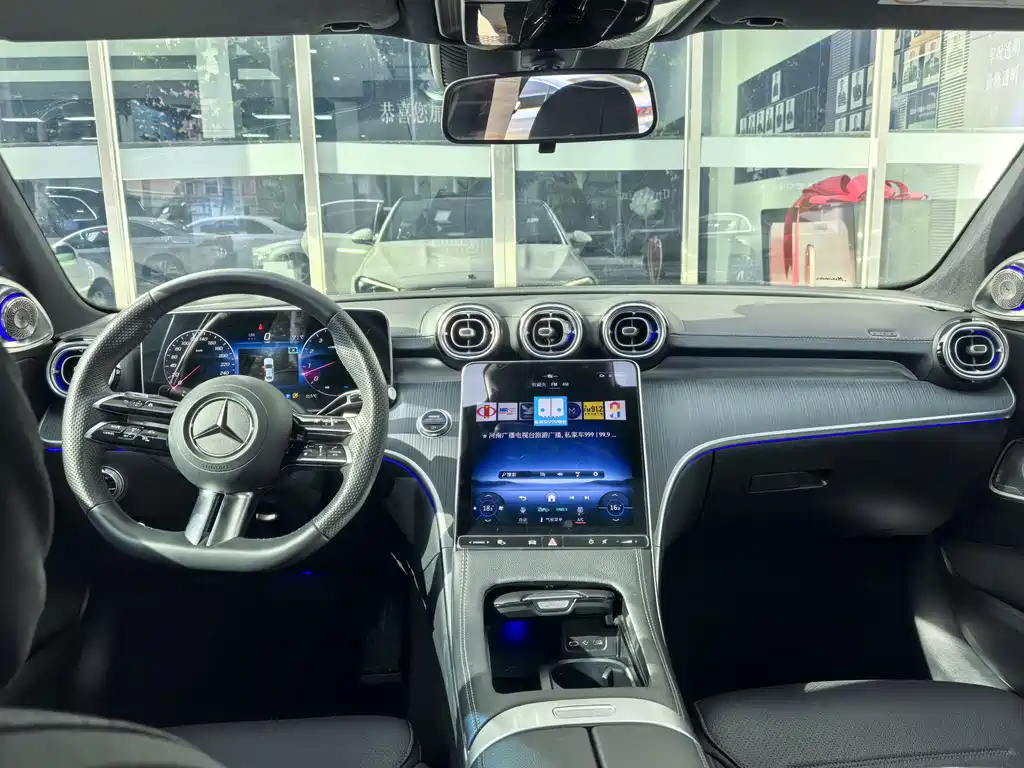 Mercedes-Benz C-Class — миниатюра 14