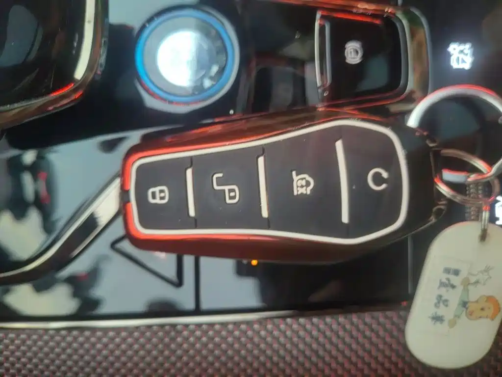 BYD Han — миниатюра 9