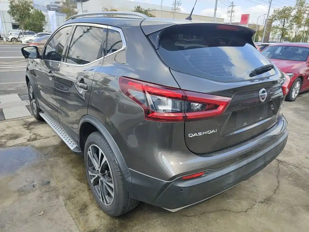Nissan Qashqai — миниатюра 5
