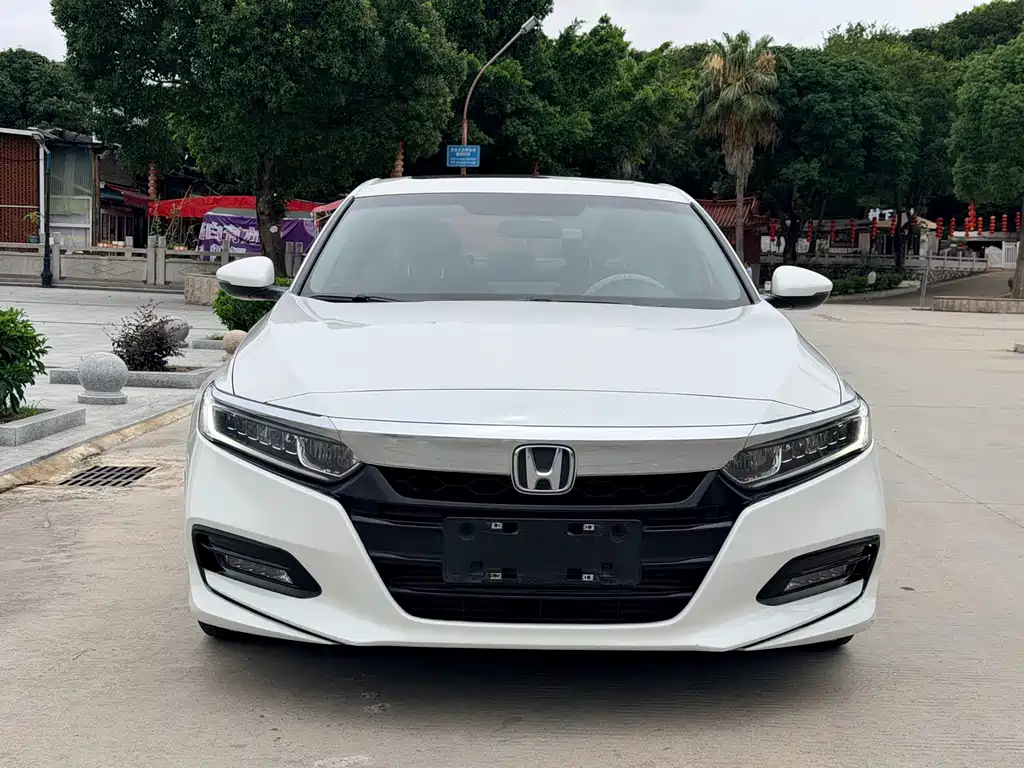 Honda Accord — миниатюра 2