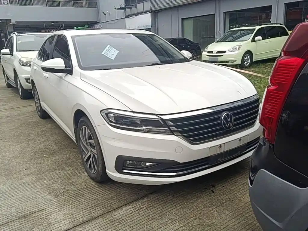 Volkswagen Lavida — миниатюра 3