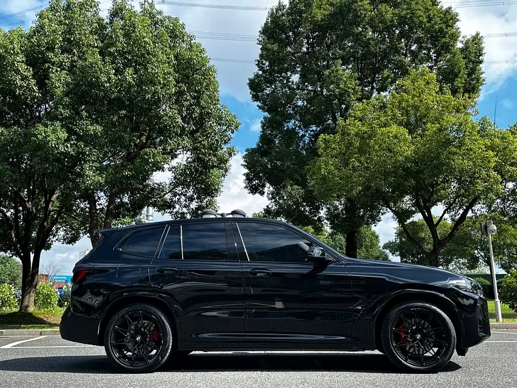 BMW iX3 — миниатюра 5