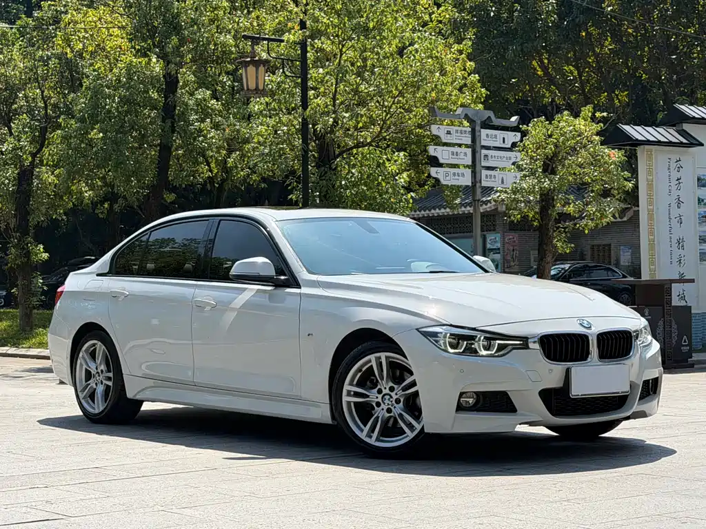 BMW 3 Series — миниатюра 3