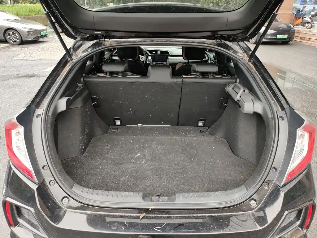 Honda Civic — миниатюра 10