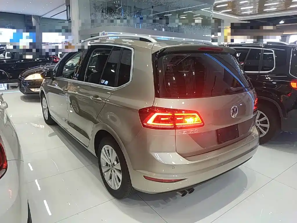 Volkswagen Golf Sportsvan — миниатюра 5