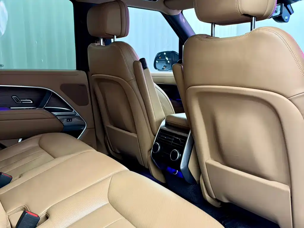 Land Rover Range Rover — миниатюра 18