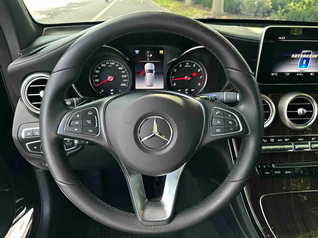Mercedes-Benz GLC — миниатюра 8