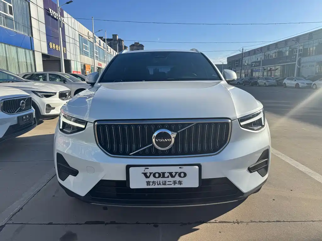 Volvo XC40 — миниатюра 2
