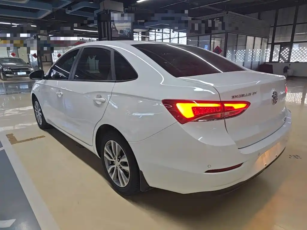 Buick Excelle — миниатюра 5
