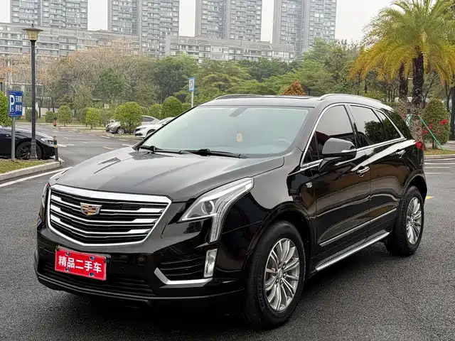 CADILLAC XT5