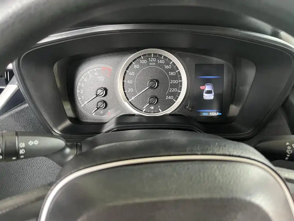 Toyota Corolla — миниатюра 3