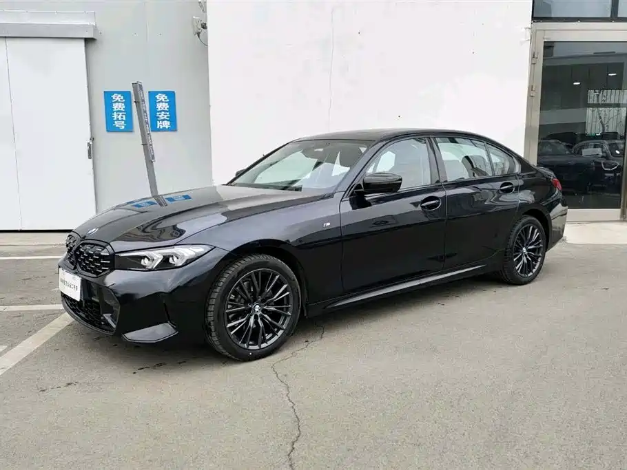 BMW 3 Series 2025