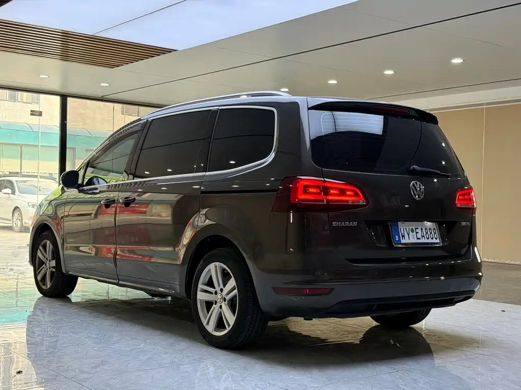 Volkswagen Sharan — миниатюра 9
