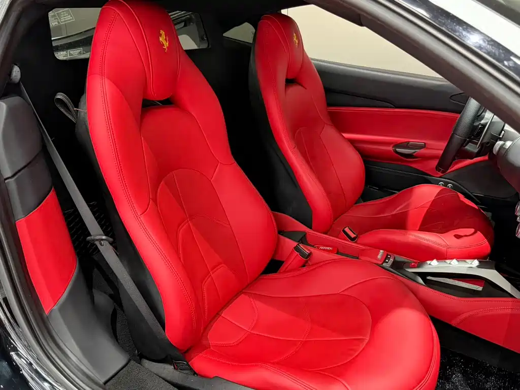 Ferrari 488 — миниатюра 10