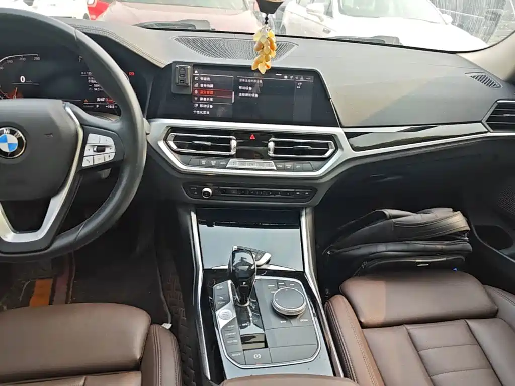 BMW 3 Series — миниатюра 13