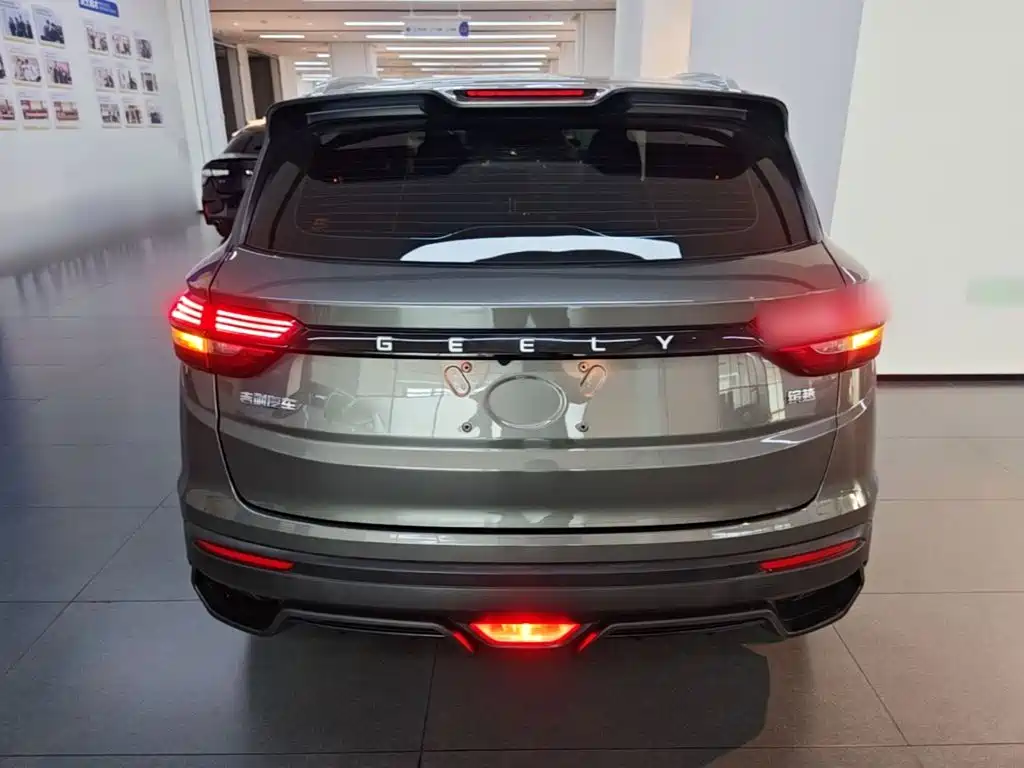 Geely Binyue — миниатюра 6