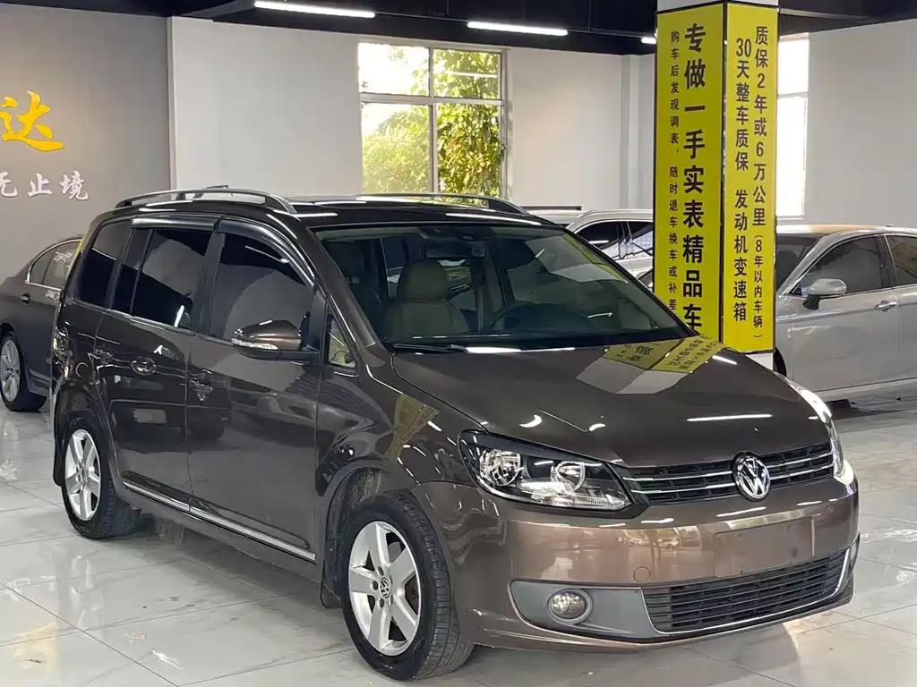 Volkswagen Touran — миниатюра 3
