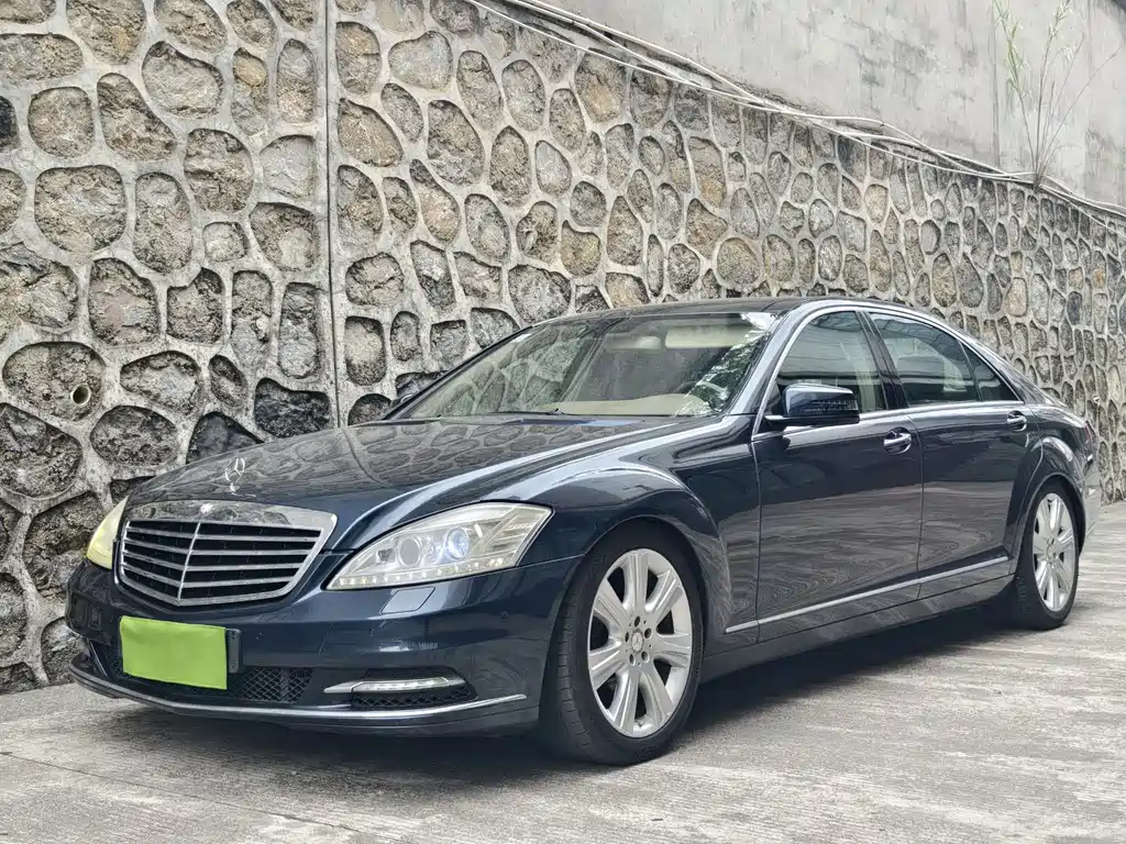 Mercedes-Benz S-Class 2006
