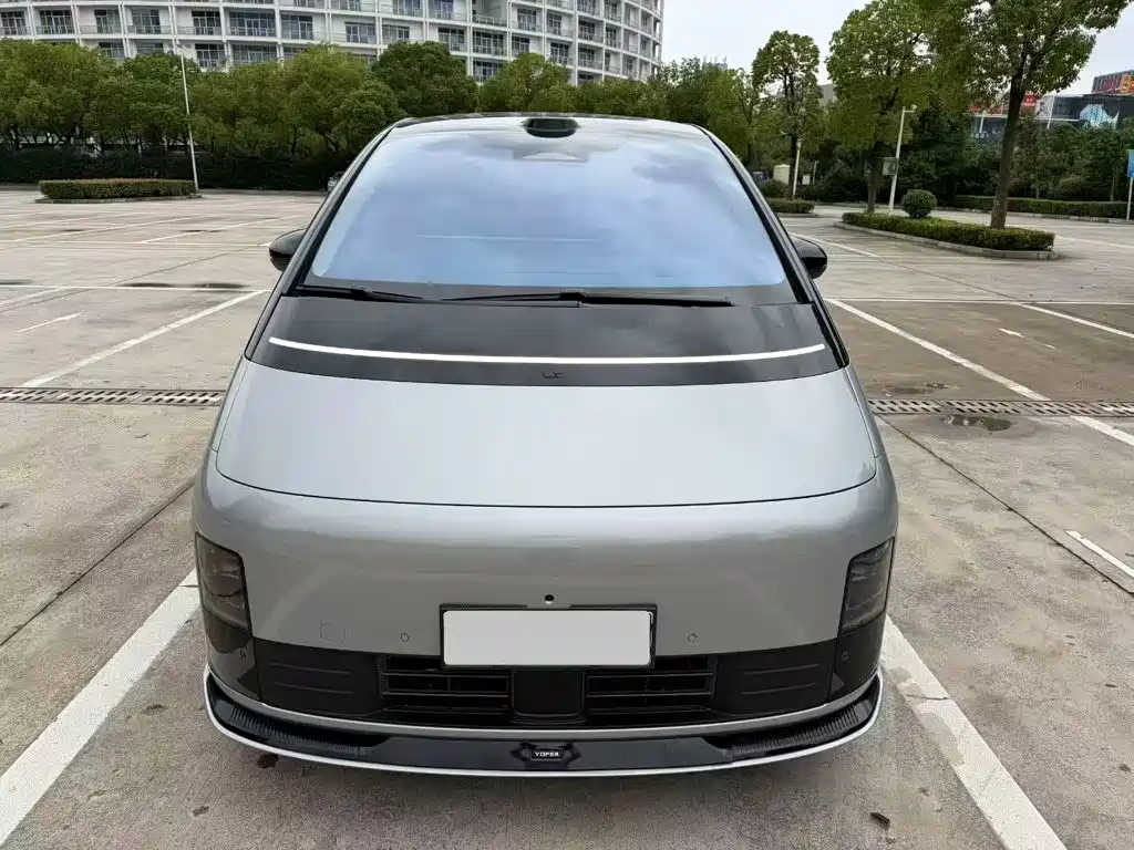 Li Auto Li MEGA — миниатюра 2
