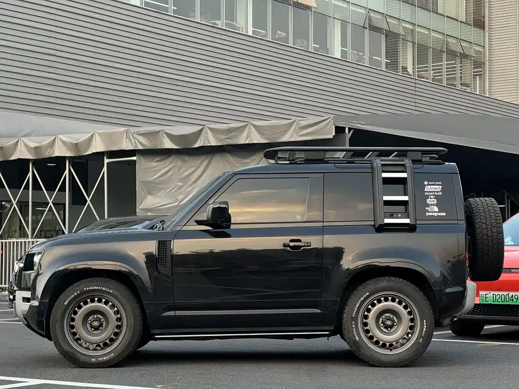 Land Rover Defender — миниатюра 21