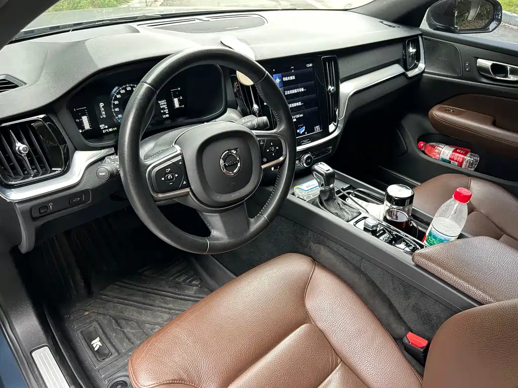 Volvo S60 — миниатюра 9